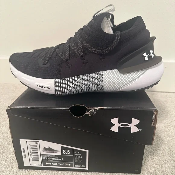 UNDER ARMOUR HOVR Phantom 3 Shoe - Black/White Size 8.5 NEW in Box - Picture 1 of 4